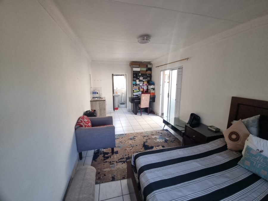3 Bedroom Property for Sale in Verwoerdpark Gauteng