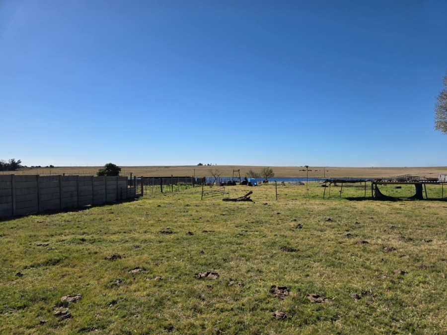 5 Bedroom Property for Sale in Devon Gauteng