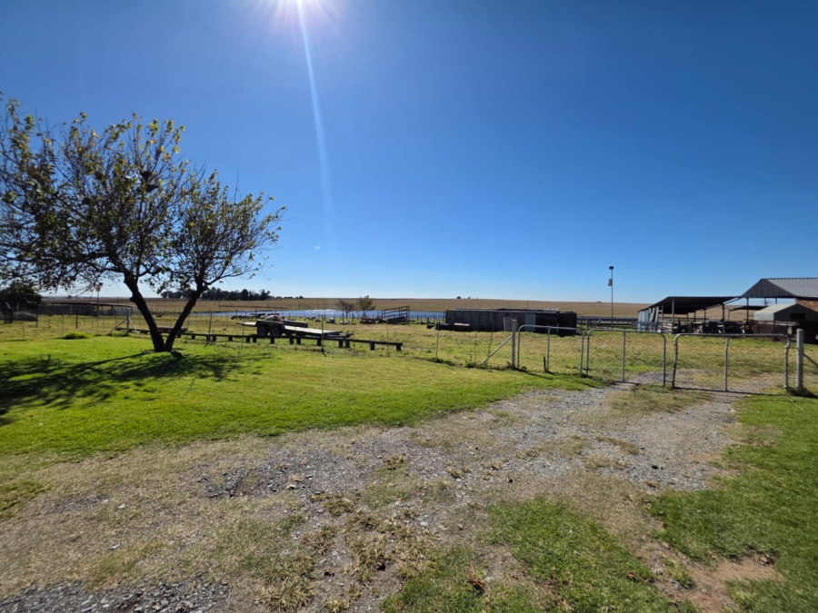 5 Bedroom Property for Sale in Devon Gauteng
