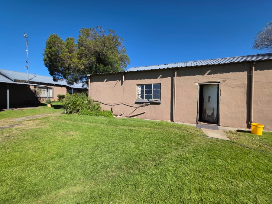 5 Bedroom Property for Sale in Devon Gauteng