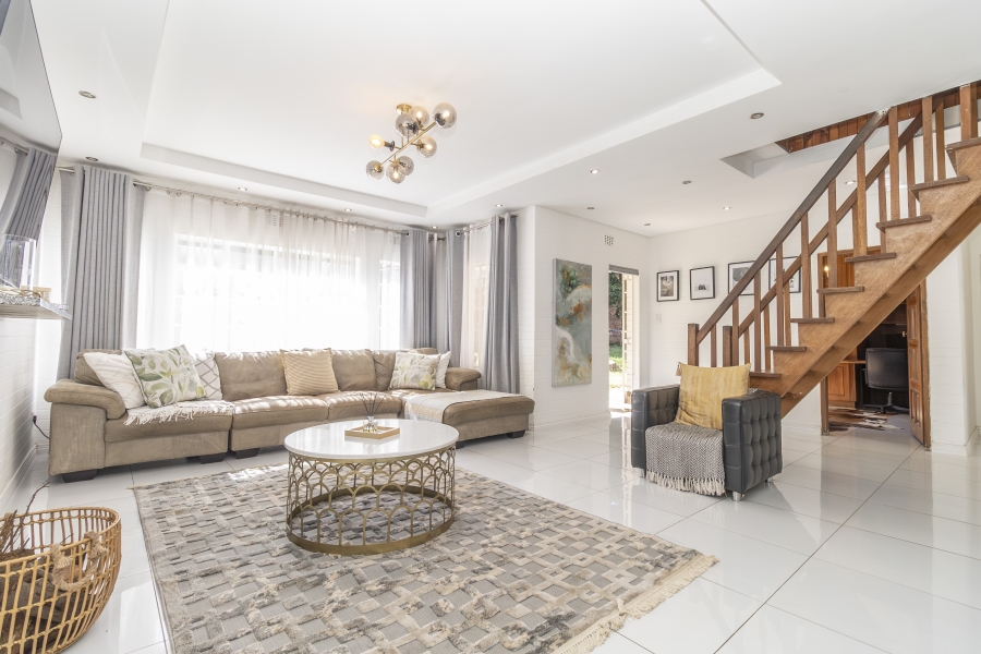 5 Bedroom Property for Sale in Bryanston Gauteng