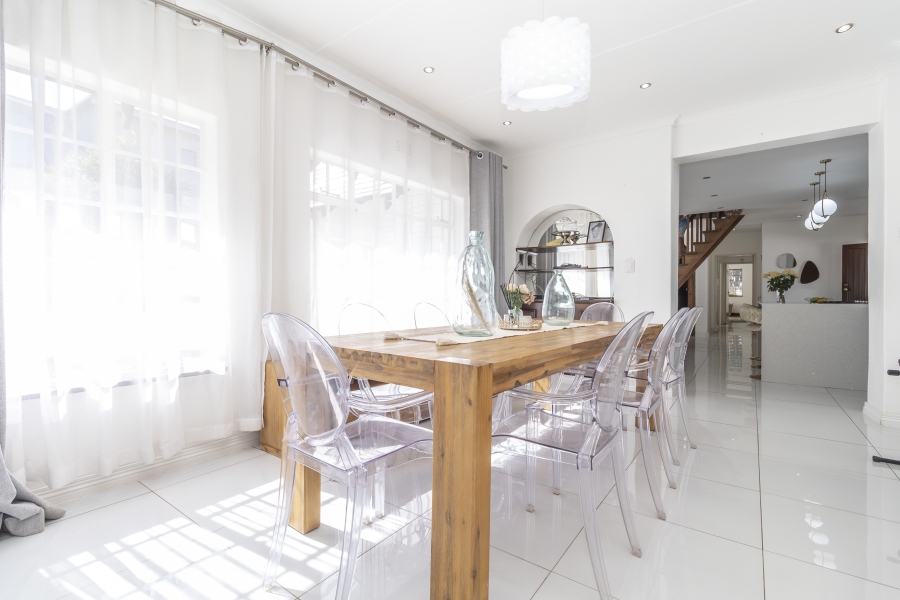 5 Bedroom Property for Sale in Bryanston Gauteng