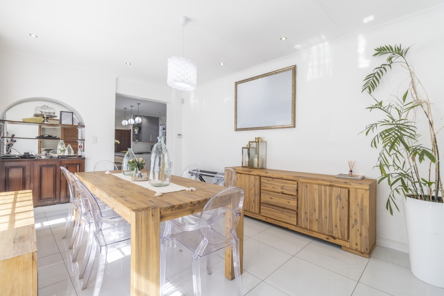 5 Bedroom Property for Sale in Bryanston Gauteng