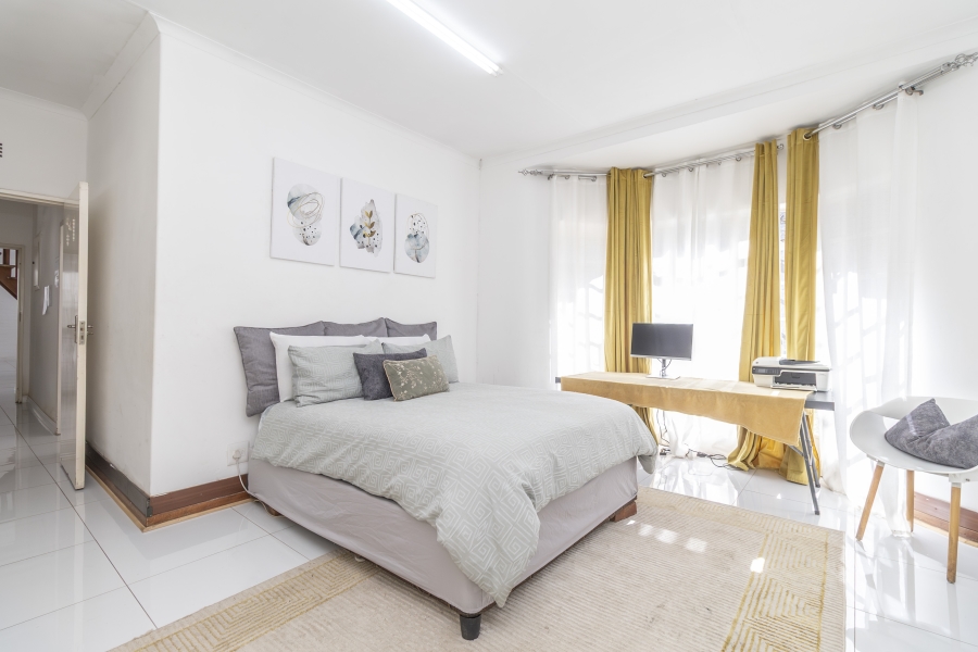 5 Bedroom Property for Sale in Bryanston Gauteng