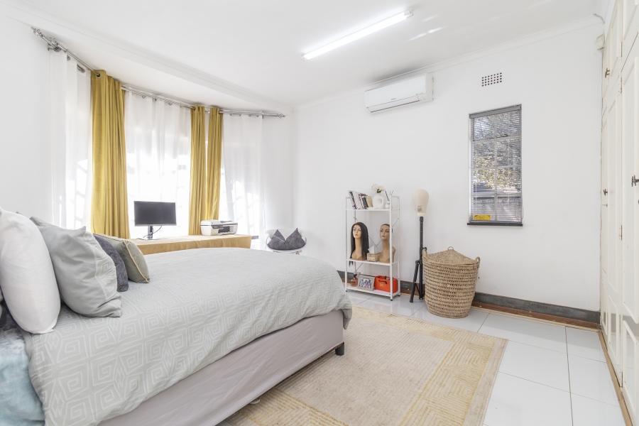 5 Bedroom Property for Sale in Bryanston Gauteng