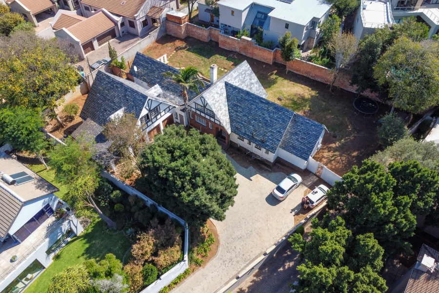5 Bedroom Property for Sale in Bryanston Gauteng