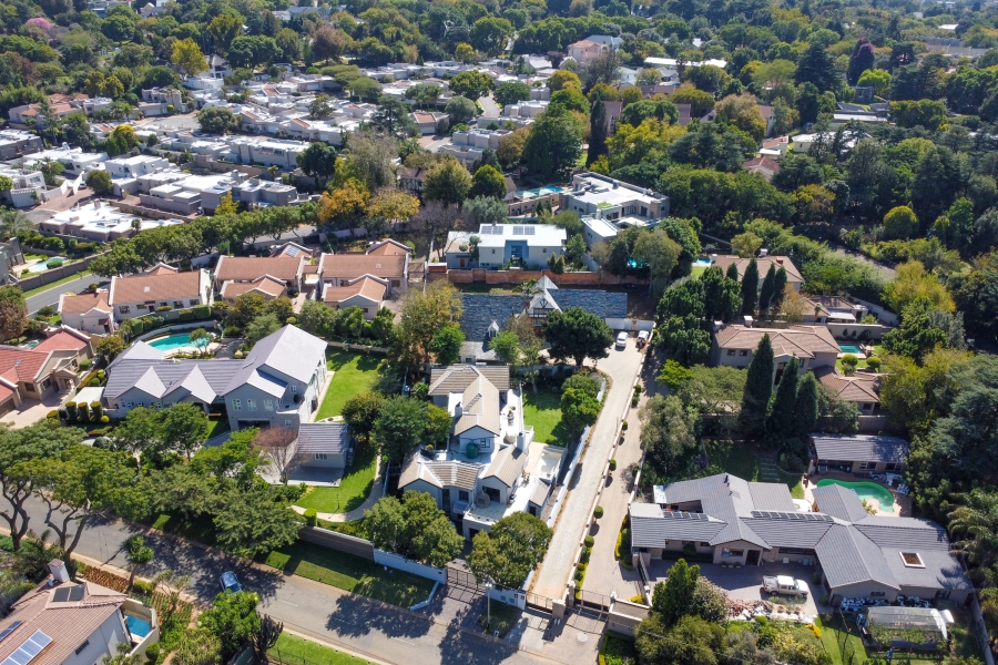 5 Bedroom Property for Sale in Bryanston Gauteng