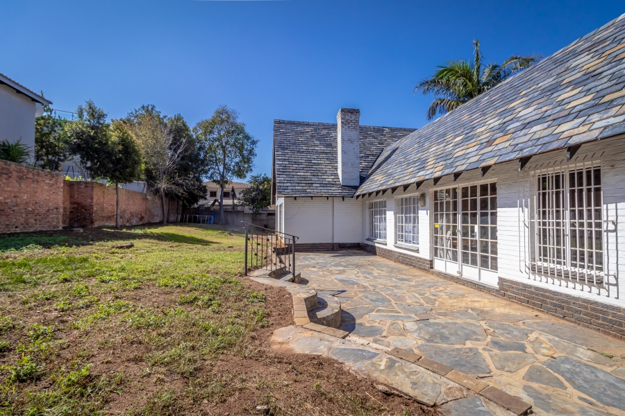 5 Bedroom Property for Sale in Bryanston Gauteng