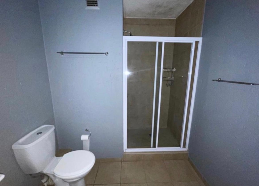 1 Bedroom Property for Sale in Hillcrest Gauteng