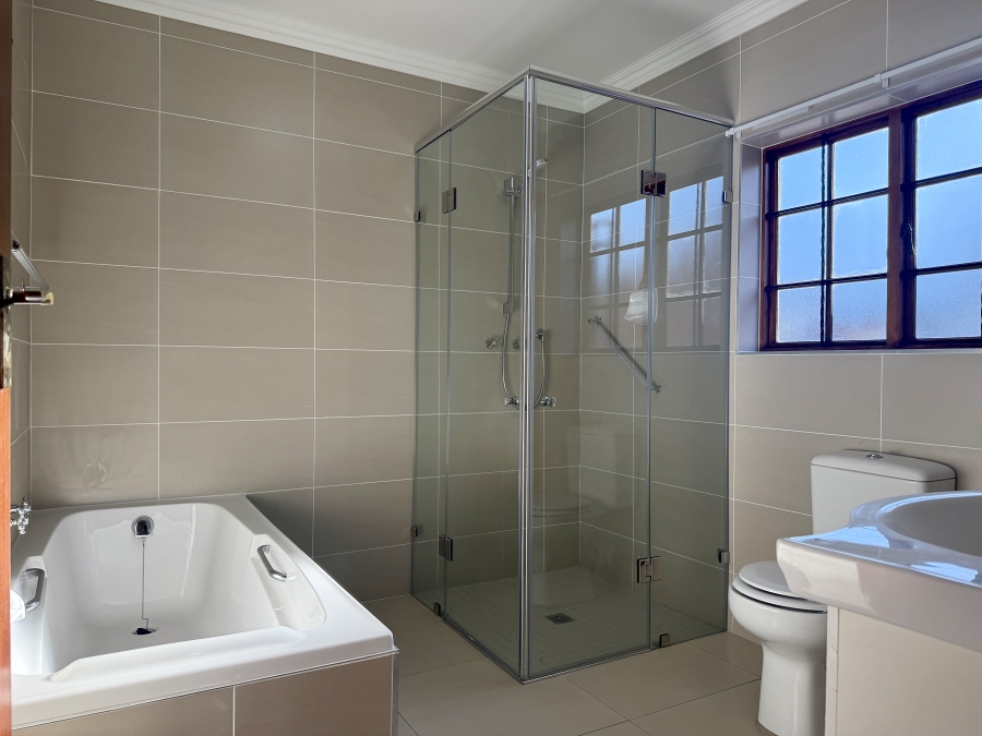 1 Bedroom Property for Sale in Equestria Gauteng