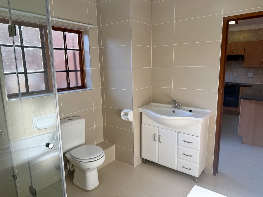 1 Bedroom Property for Sale in Equestria Gauteng