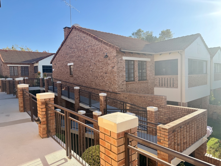 2 Bedroom Property for Sale in Equestria Gauteng