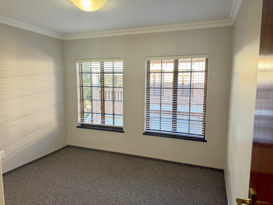 2 Bedroom Property for Sale in Equestria Gauteng