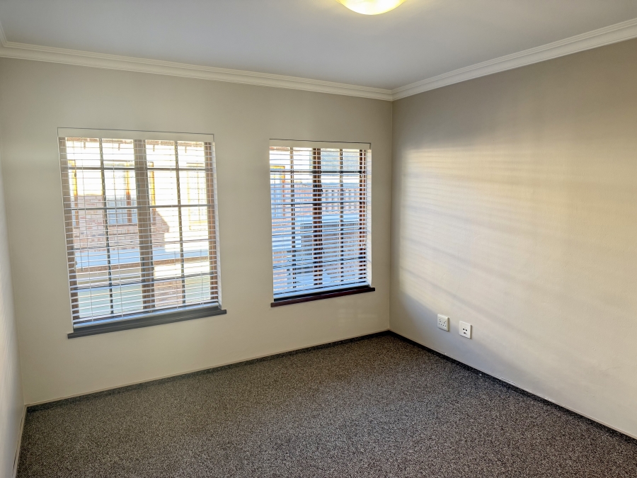 2 Bedroom Property for Sale in Equestria Gauteng
