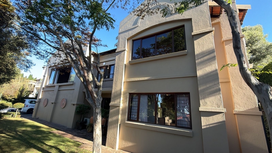 3 Bedroom Property for Sale in Waterkloof Ridge Gauteng