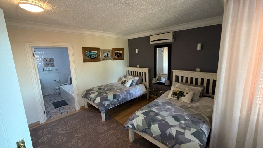 3 Bedroom Property for Sale in Waterkloof Ridge Gauteng
