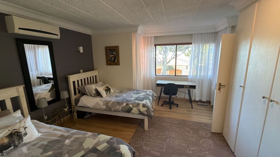 3 Bedroom Property for Sale in Waterkloof Ridge Gauteng