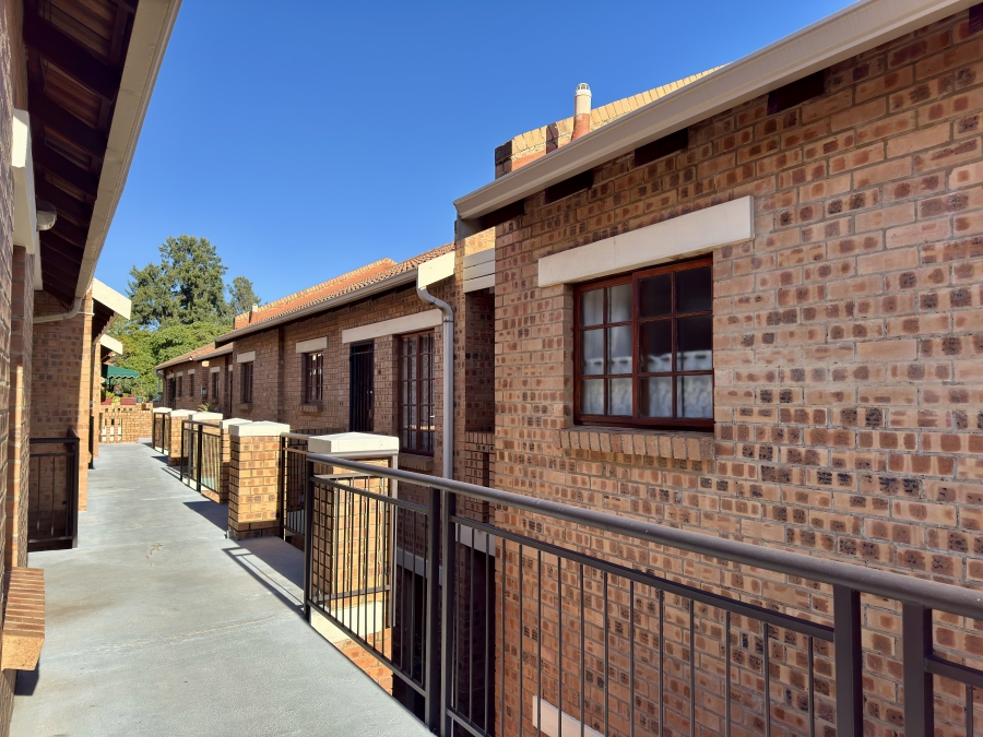 2 Bedroom Property for Sale in Equestria Gauteng