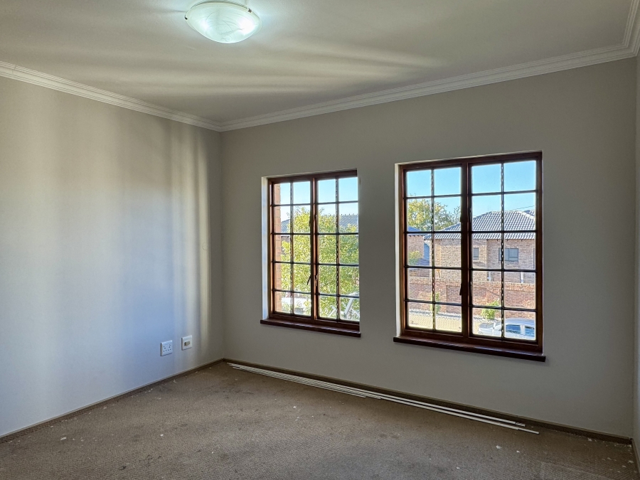 2 Bedroom Property for Sale in Equestria Gauteng