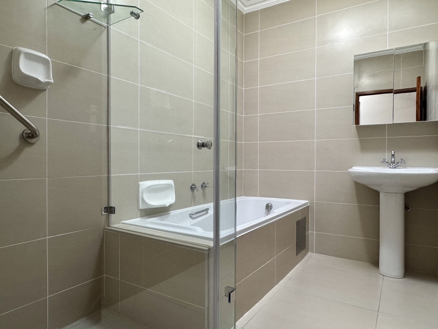 2 Bedroom Property for Sale in Equestria Gauteng