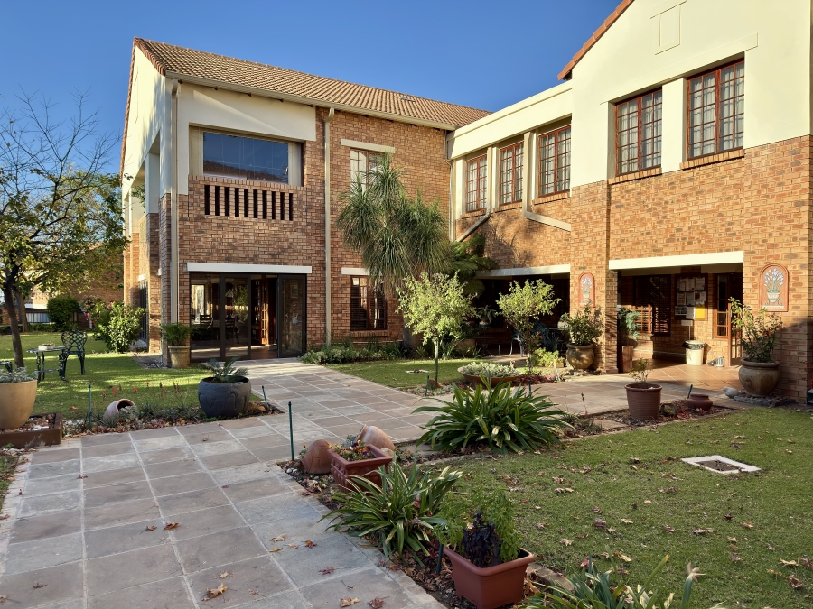 3 Bedroom Property for Sale in Equestria Gauteng