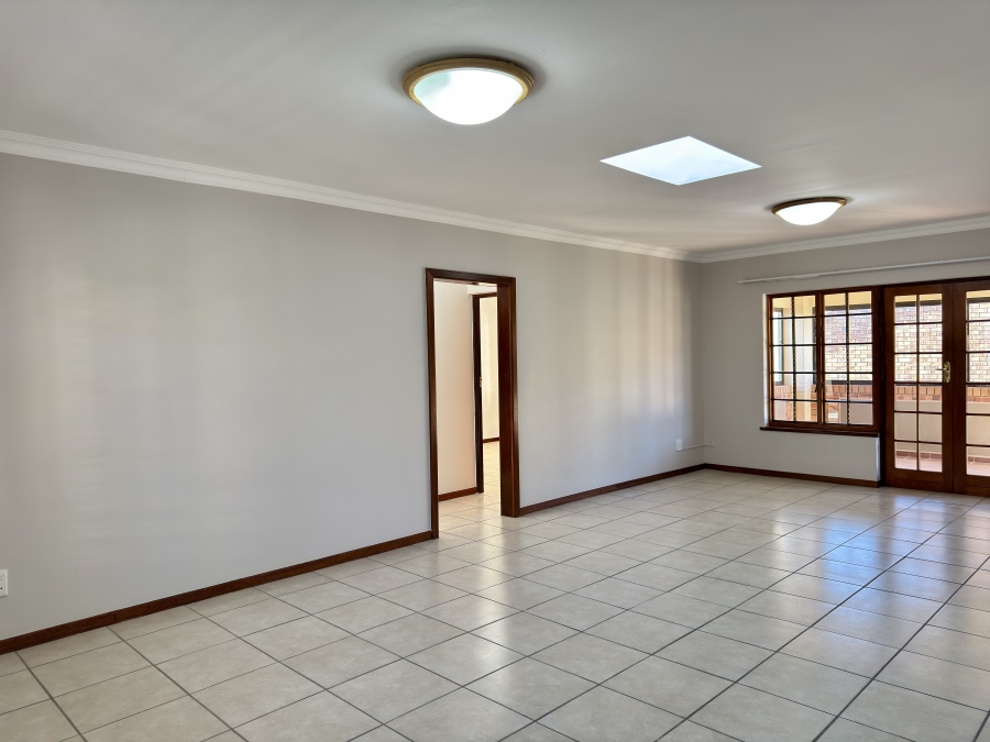 3 Bedroom Property for Sale in Equestria Gauteng