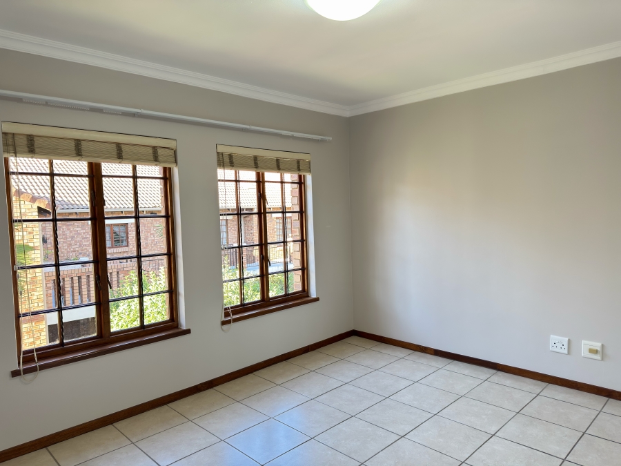 3 Bedroom Property for Sale in Equestria Gauteng