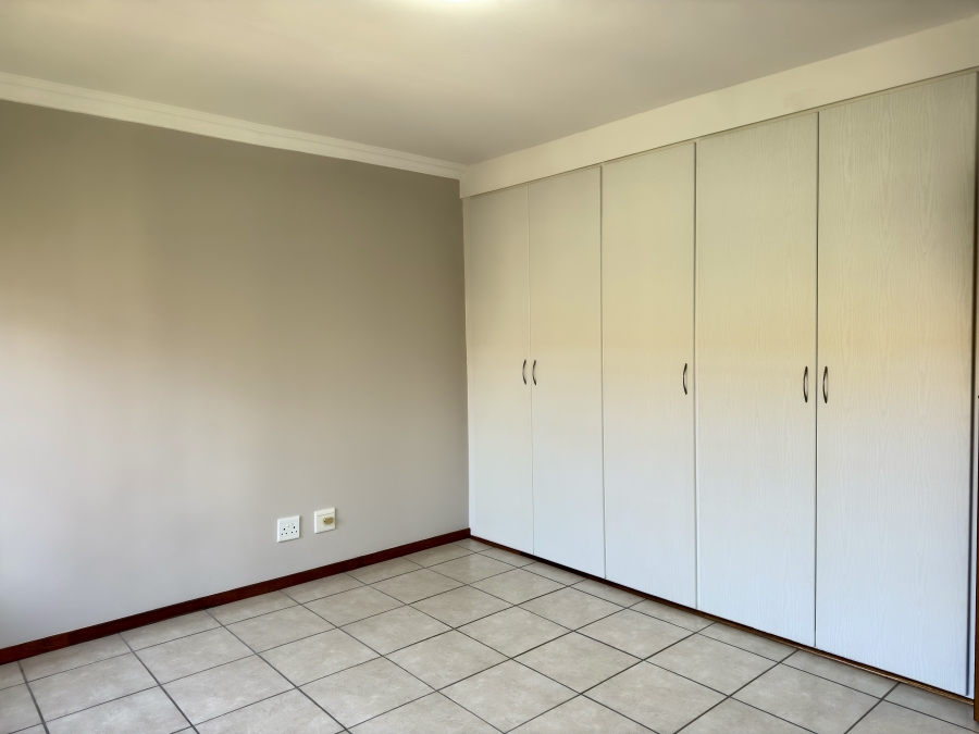 3 Bedroom Property for Sale in Equestria Gauteng