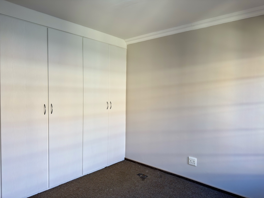2 Bedroom Property for Sale in Equestria Gauteng