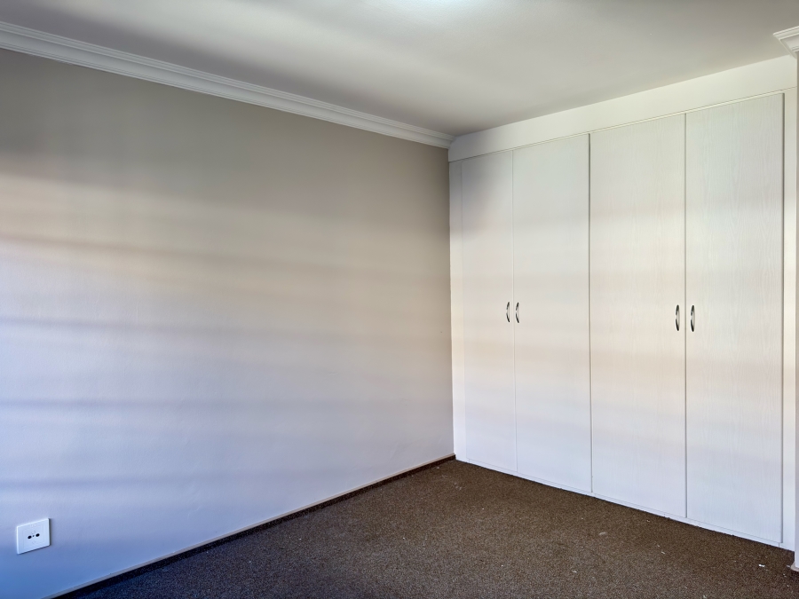 2 Bedroom Property for Sale in Equestria Gauteng
