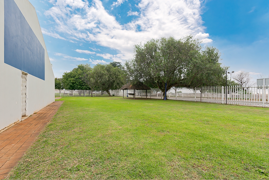 To Let Commercial Property for Rent in Kempton Park Central Gauteng