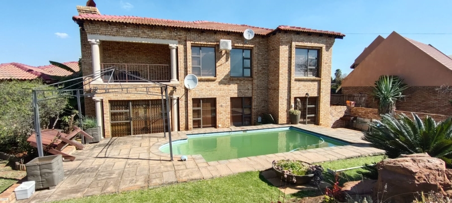 3 Bedroom Property for Sale in Fochville Gauteng