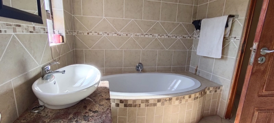 3 Bedroom Property for Sale in Fochville Gauteng