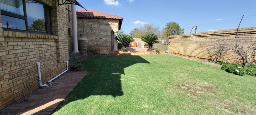 3 Bedroom Property for Sale in Fochville Gauteng