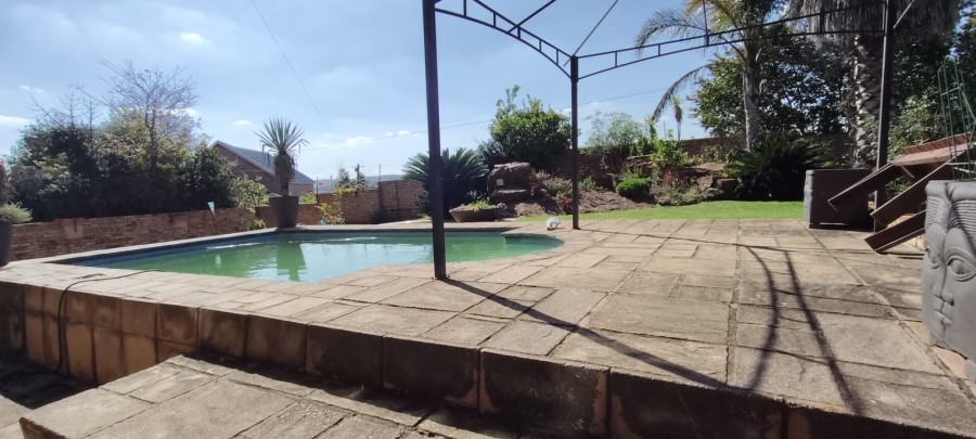 3 Bedroom Property for Sale in Fochville Gauteng