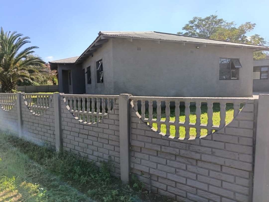 3 Bedroom Property for Sale in Vanderbijlpark Cw 6 Gauteng