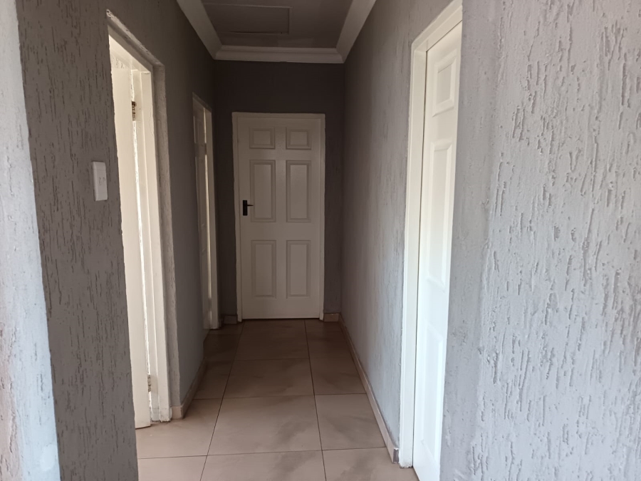 3 Bedroom Property for Sale in Vanderbijlpark Cw 6 Gauteng