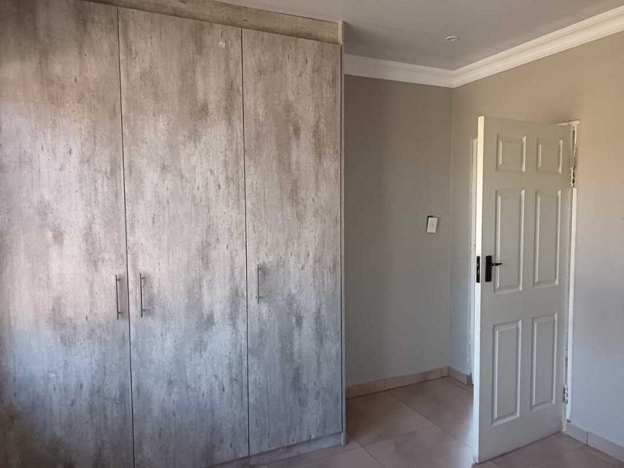 3 Bedroom Property for Sale in Vanderbijlpark Cw 6 Gauteng