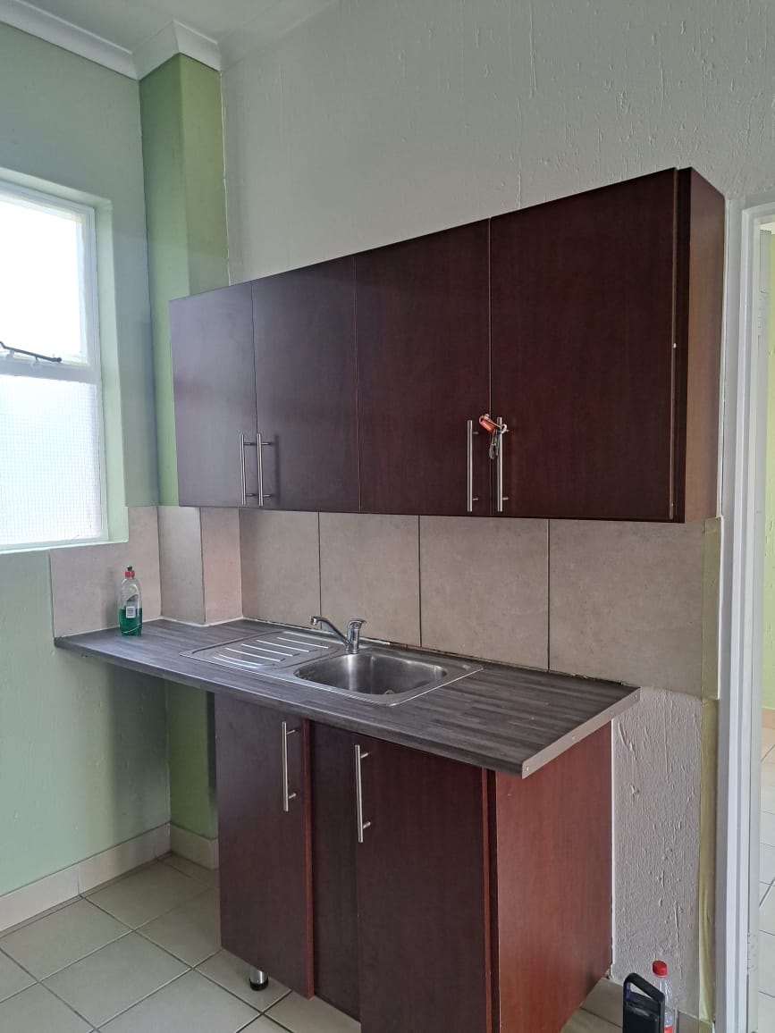 2 Bedroom Property for Sale in Buccleuch Gauteng
