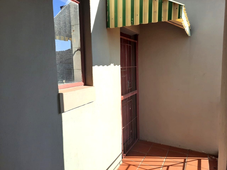 2 Bedroom Property for Sale in Randhart Gauteng