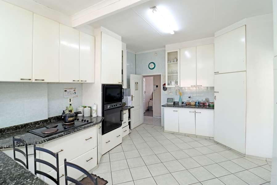 4 Bedroom Property for Sale in Crosby Gauteng
