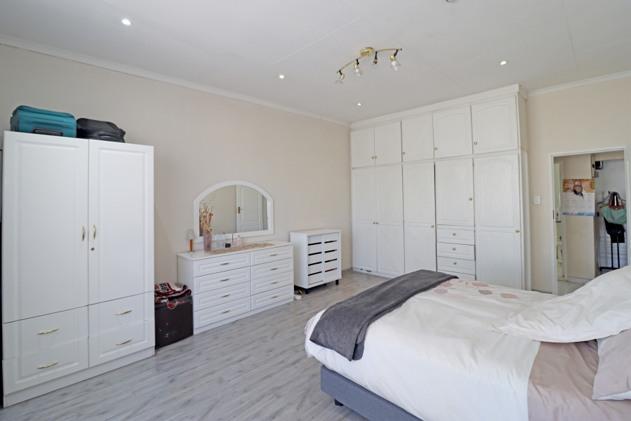 4 Bedroom Property for Sale in Crosby Gauteng