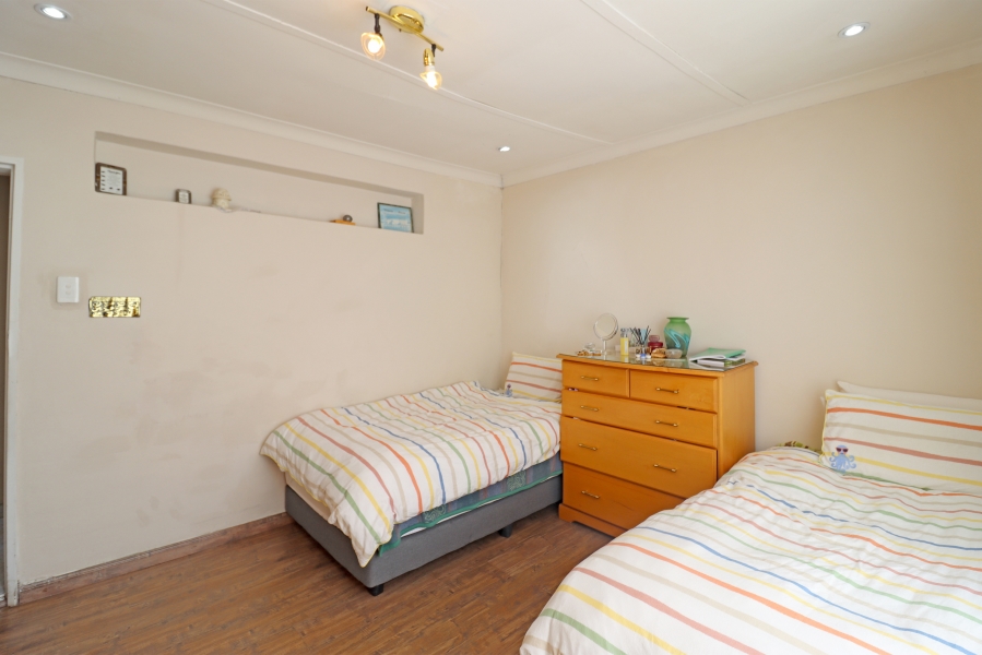 4 Bedroom Property for Sale in Crosby Gauteng