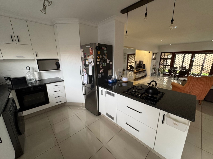 To Let 2 Bedroom Property for Rent in Bardene Gauteng
