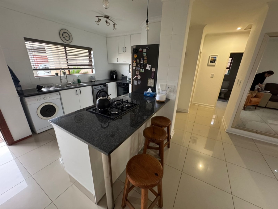 To Let 2 Bedroom Property for Rent in Bardene Gauteng