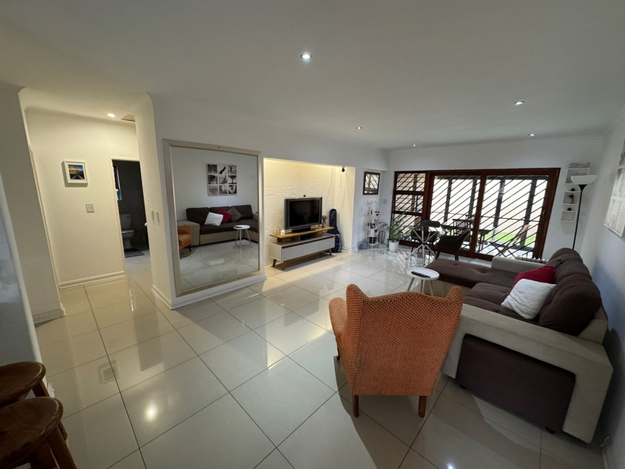 To Let 2 Bedroom Property for Rent in Bardene Gauteng