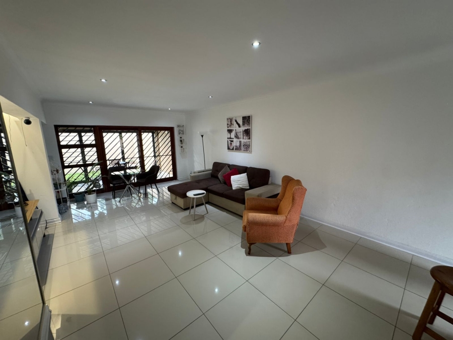 To Let 2 Bedroom Property for Rent in Bardene Gauteng