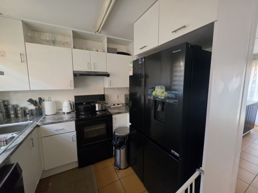 To Let 2 Bedroom Property for Rent in Zwartkop Gauteng