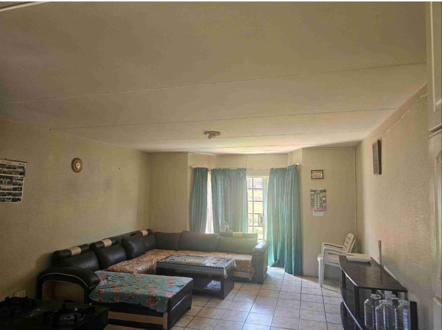 2 Bedroom Property for Sale in Beyers Park Gauteng