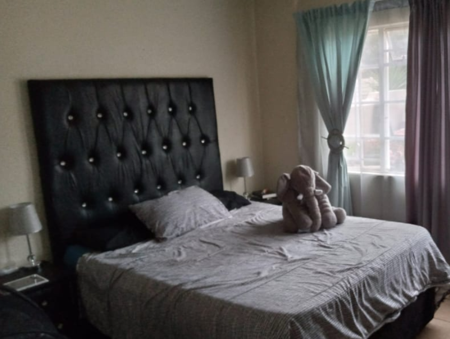 2 Bedroom Property for Sale in Beyers Park Gauteng